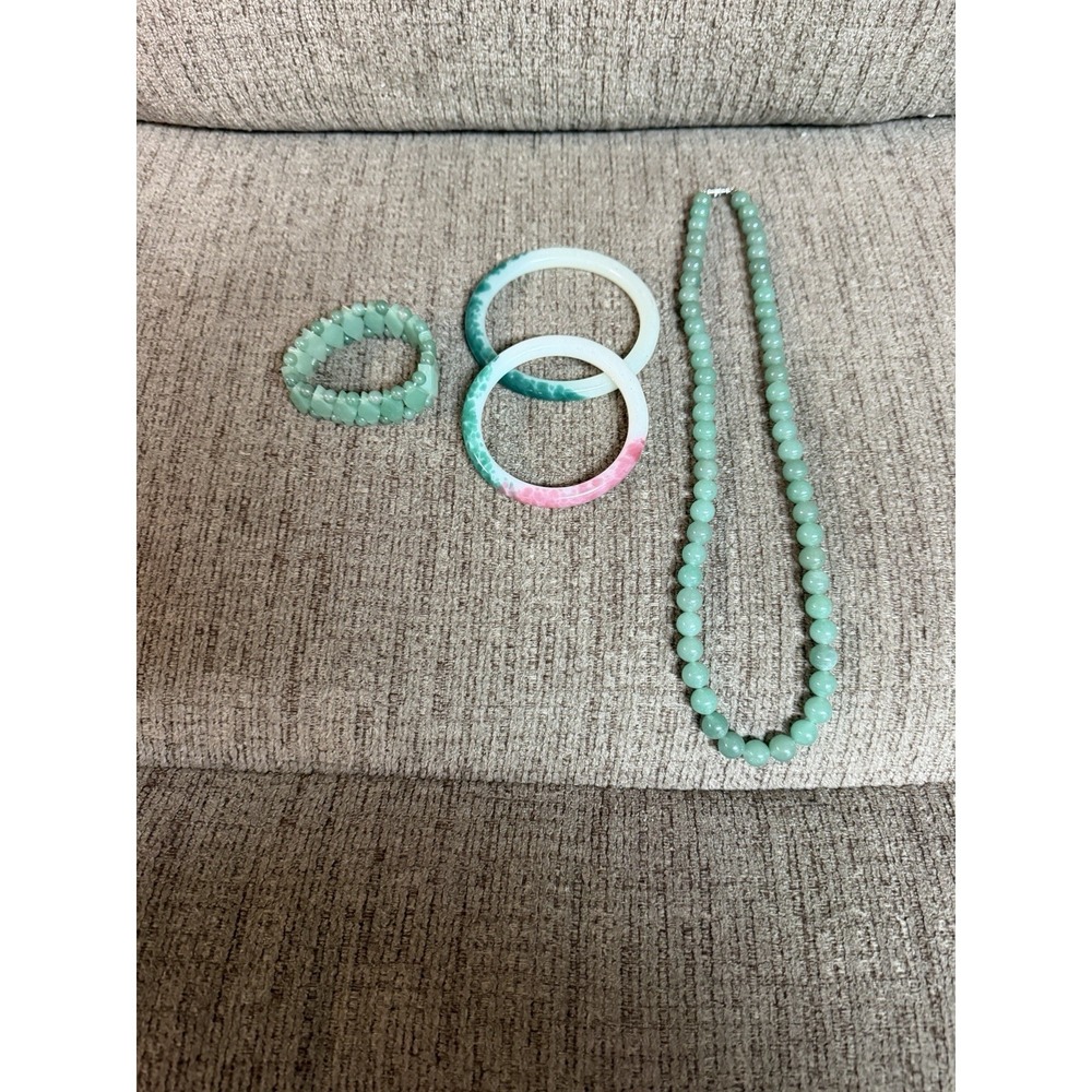 Natural Green Aventurine Gemstone Necklace, Diamond Shaped Bracelet & 2 Bangles